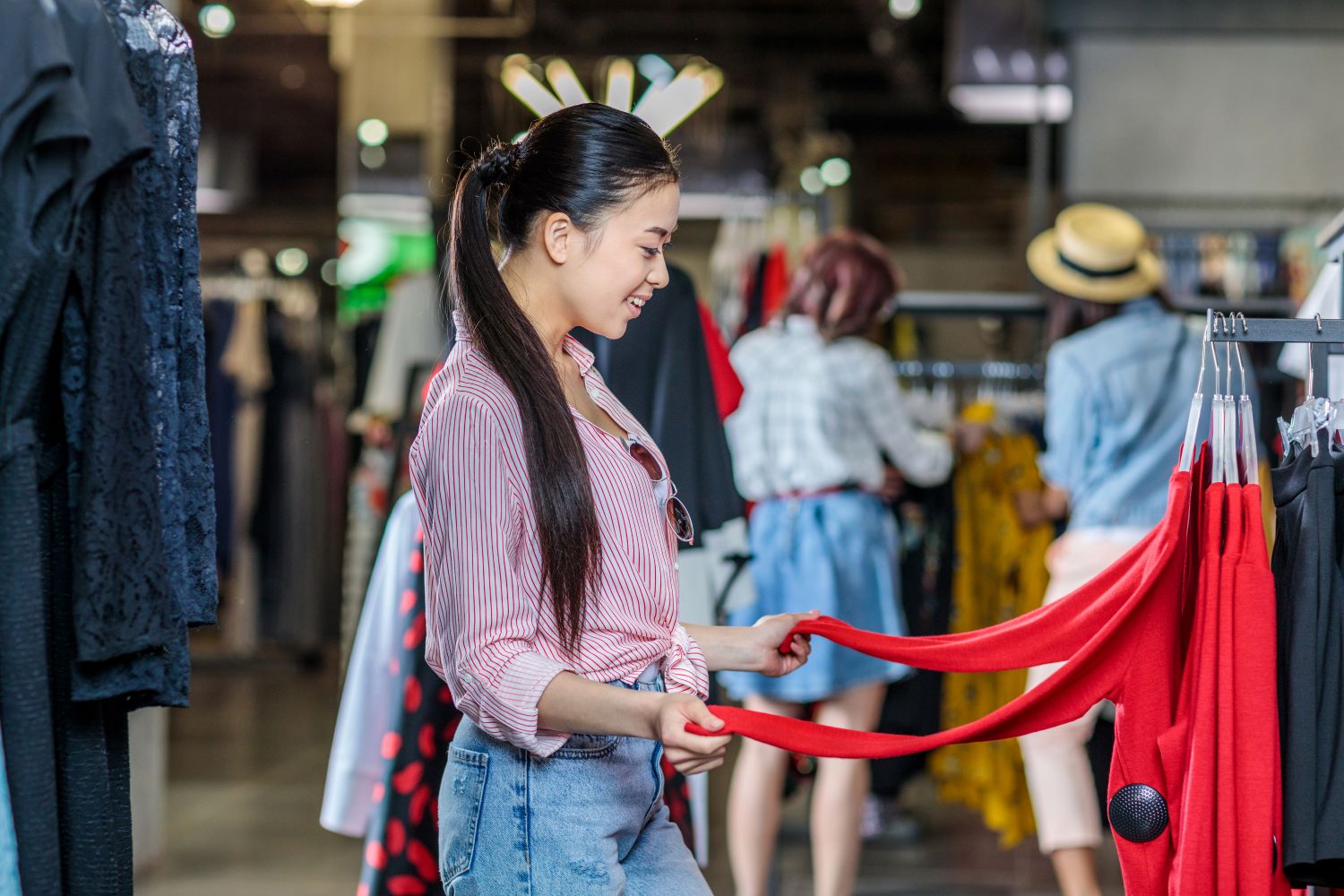 In-depth shopping in Hong Kong